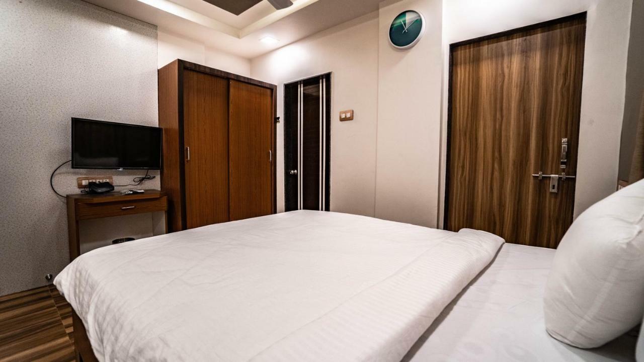 Pooja Villa Suites-Rooms And Pool, Igatpuri Kültér fotó