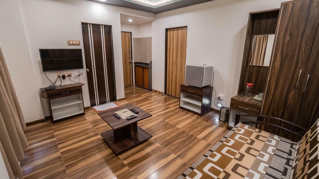 Pooja Villa Suites-Rooms And Pool, Igatpuri Kültér fotó